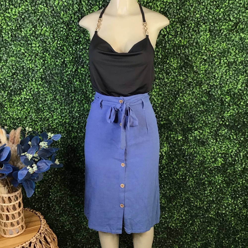 NWT Paper Crane Blue Button-Front‎ midi Skirt